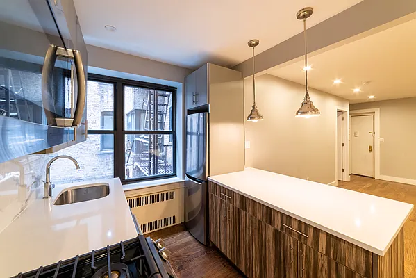 Rented by Guardian Realty Management Inc. | media 3