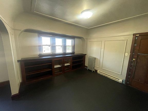 4th image of 4325 W Burleigh St APT 2