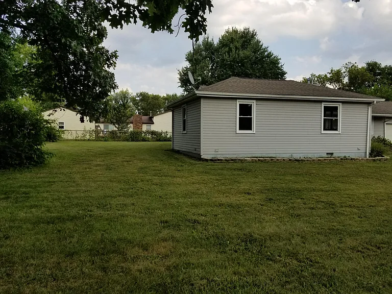 50 Home St — Photo 27