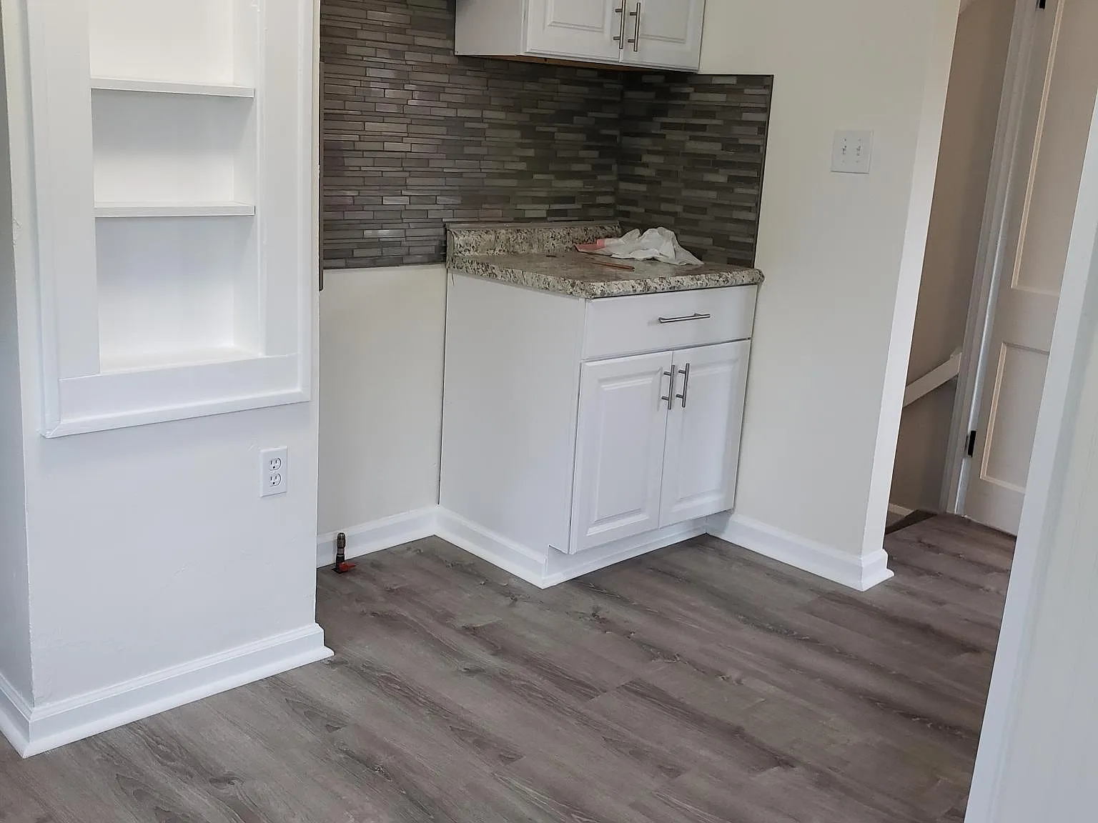 3 bed, 1400 sqft, $1,200 — Photo 3