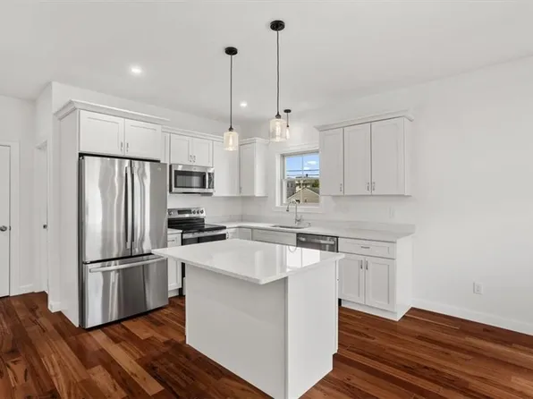 11 Stone St Unit A, Providence, RI 02904