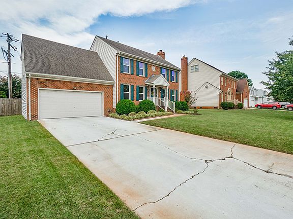 3rd image of 4609 Chippendale Ct