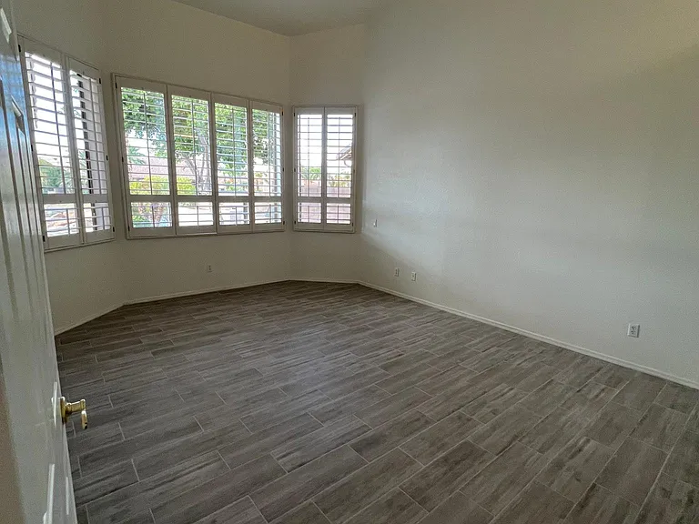 814 W Beechnut Dr — Photo 30