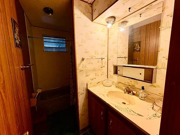 5th image of 25484 Lake Wohlford Rd W #40