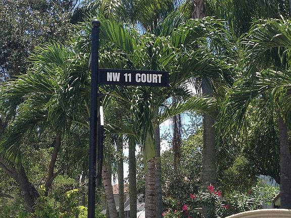 4th image of 11673 NW 11th Pl