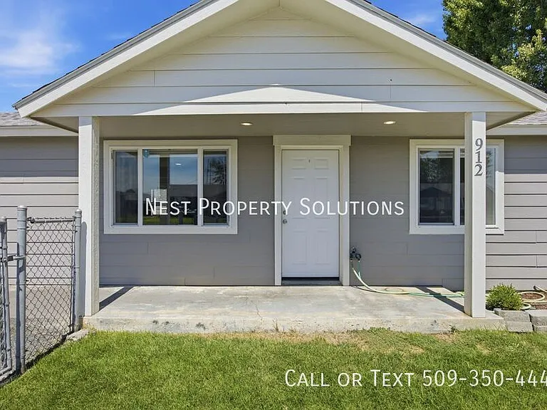 912 S Alderwood Dr — Photo 2