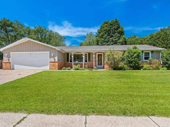1206 Outward Ave, De Pere, WI 54115