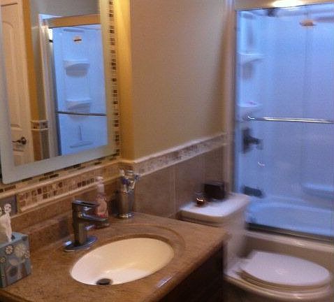 4th image of 3855 Lovell Dr