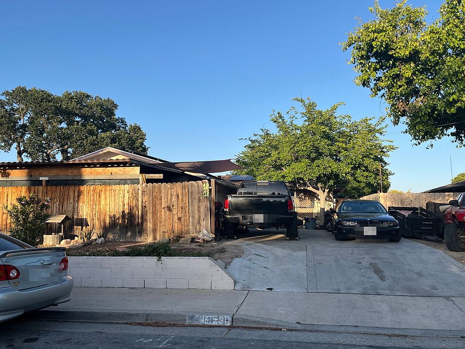 1st image of 1818 Redwood Dr
