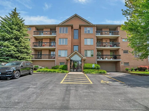 6743 S Pointe Dr Unit 1C, Tinley Park, IL 60477