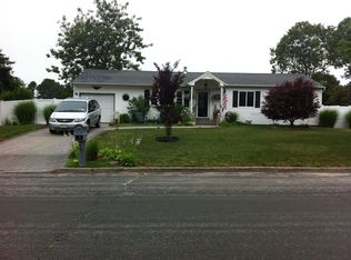 65 Corbin Ave, East Patchogue, NY 11772