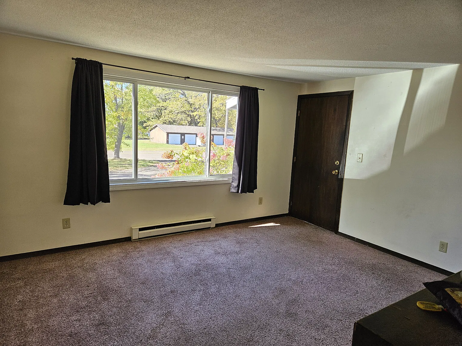 2 bed, 650 sqft, $875 — Photo 1