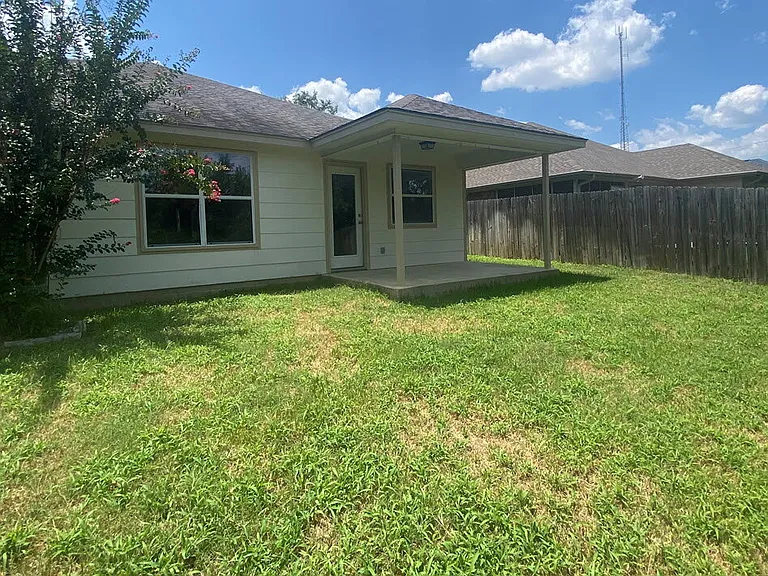 2908 Horseback Ct — Photo 16