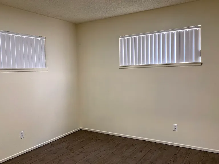 331 N Vecino Dr #1 — Photo 8