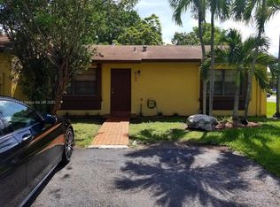 6709 SW 147th Ct, Miami, FL 33193