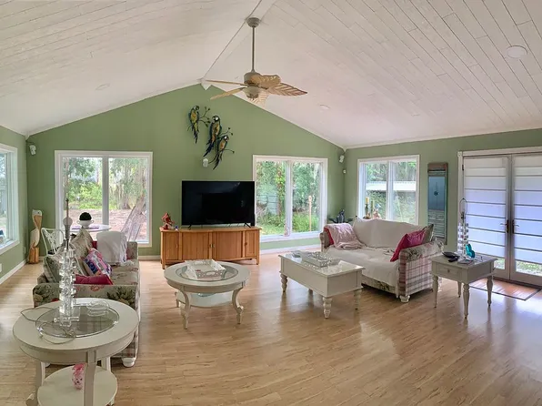 3115 N Wheaton Pt, Hernando, FL 34442