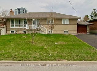 43 Commons Dr, Toronto, ON M1T 1E3