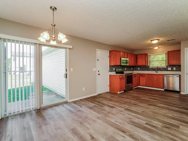 9202 Rhode Island Way — Photo 8