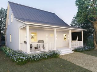 537 Main St, Acushnet, MA 02743