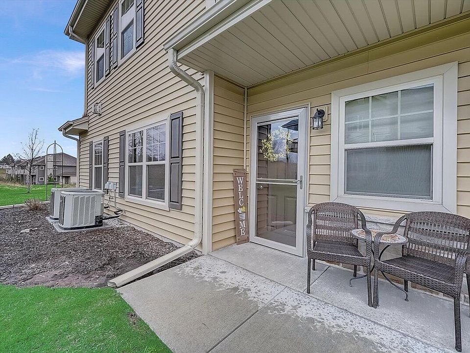 1st image of 1799 New Port Vista Dr