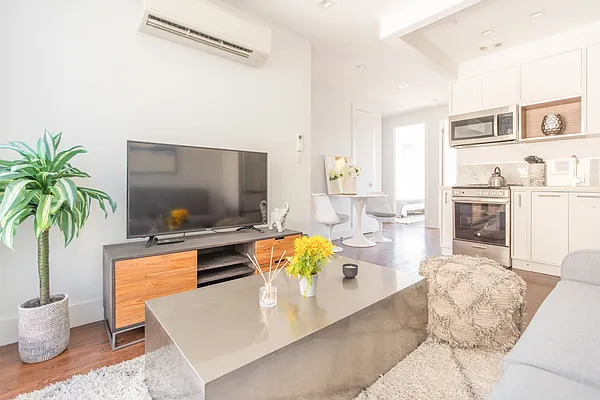 Rented by PROSPECT PLAZA 1 LLC | media 3