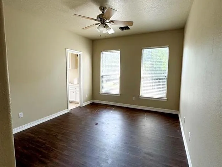 16539 Amargos Dr — Photo 5