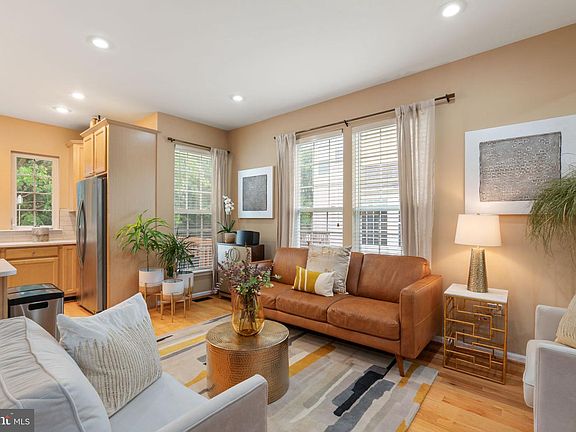 4th image of 6737 Applemint Ln