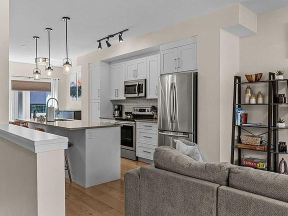 2nd image of 1106 S Bow Valley Trl #104