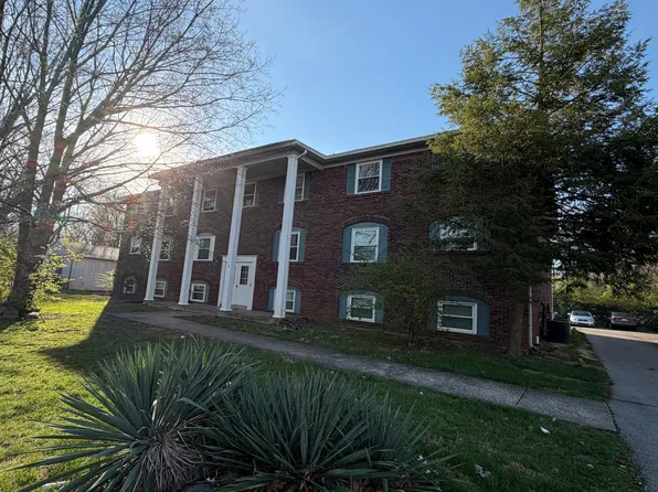 4510 Landside Dr #12, Louisville, KY 40220