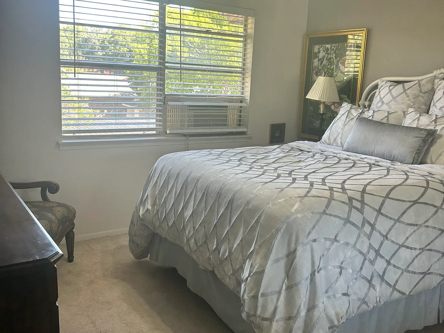 2 bed, 800 sqft, $1,000 — Photo 1