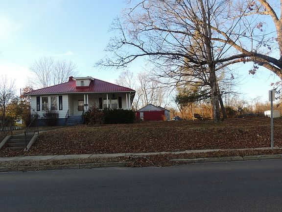 2nd image of 1513 E Unaka Ave