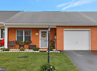 210 Winding Oak Dr, Hagerstown, MD 21740