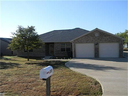 1st image of 305 SE County Road 3124a