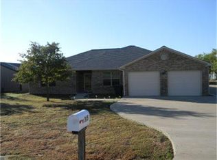 305 SE County Road 3124a, Corsicana, TX 75109