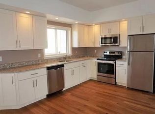 47 Hunting St #2, Cambridge, MA 02141