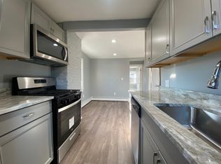 11 Elm St #R-2, Montclair, NJ