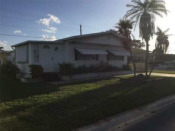 3rd image of 410 49th Ave W