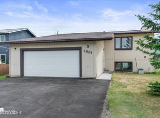 1831 Early View Dr, Anchorage, AK 99504