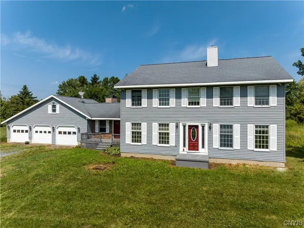 2189 State Route 90, Aurora, NY 13026