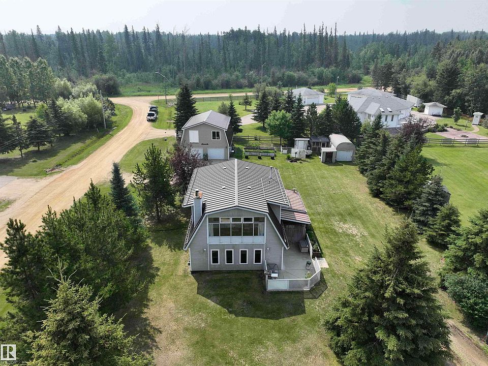 1st image of 1639 Macfarlane Pl
