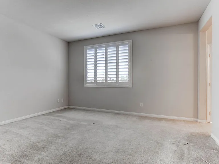 8040 Skye Falls St — Photo 14