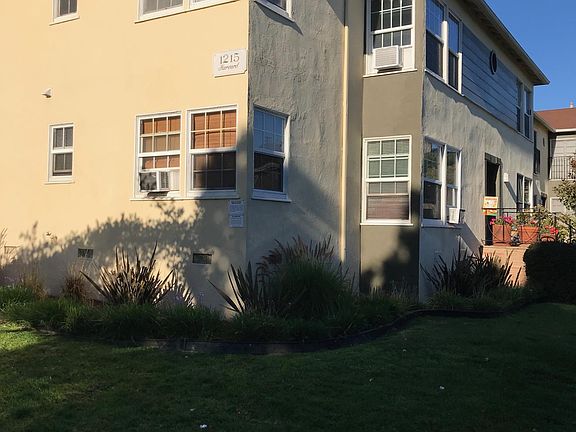 2nd image of 1215 Harvard St APT 5