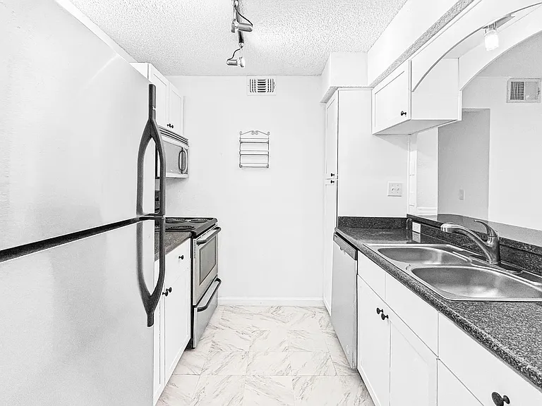 2500 Winding Creek Blvd #G106 — Photo 10