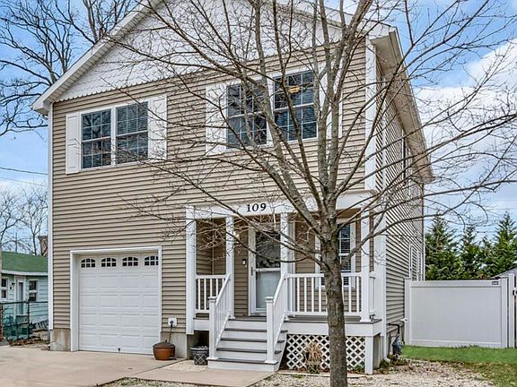 2nd image of 109 Buermann Avenue
