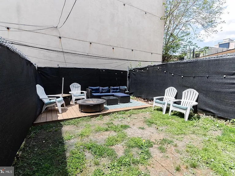 928 S 18th St — Photo 33