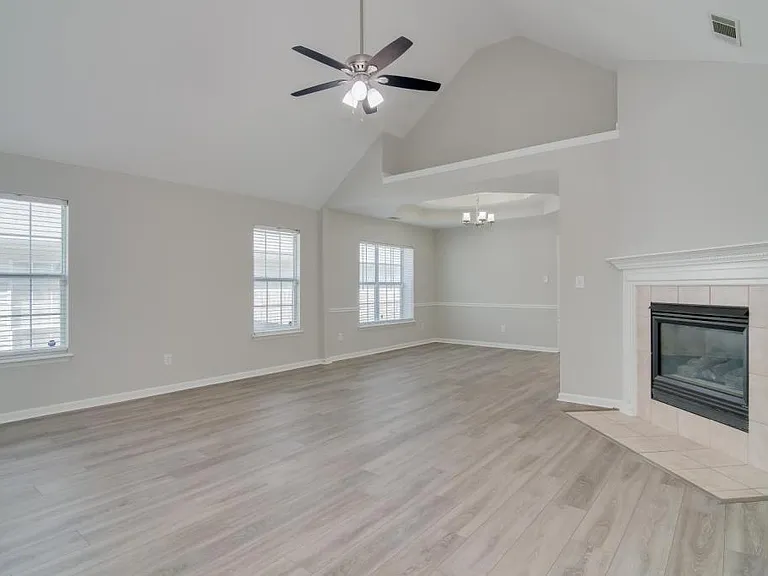 2525 Commons Trce — Photo 5