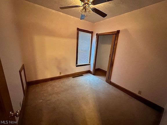 5th image of 3654 W 47th St