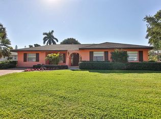 2520 Poinciana St, Naples, FL 34105