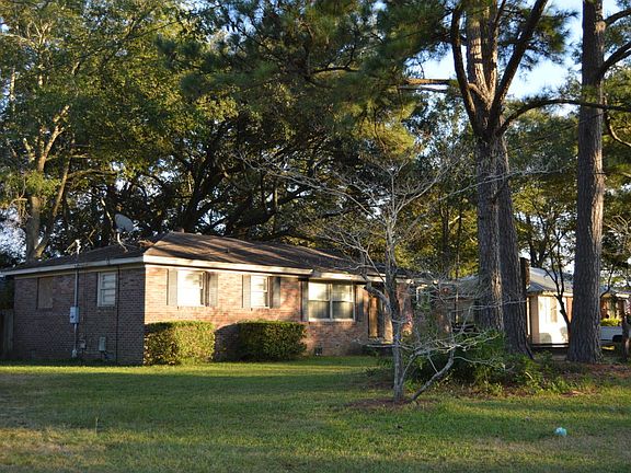 2nd image of 111 Owens Cir