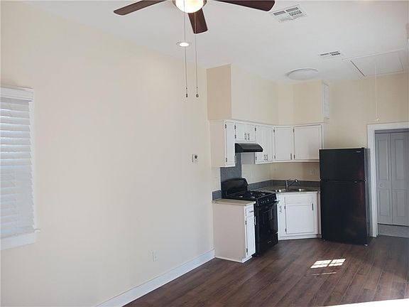 3rd image of 1219 Governor Nicholls St #D